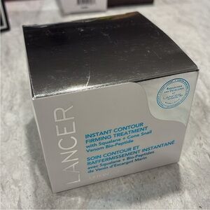 Lancer Instant Contour Firming Treatment - Silver and White